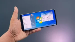 How to Make Your Android Phone Look Like a Windows PC With a Computer Launcher